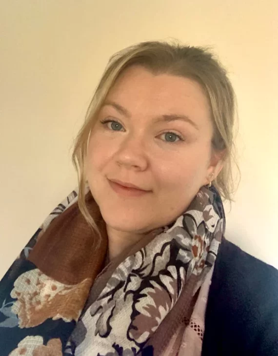 Kate McKenna, a qualified Integrative-Relational counsellor registered with the British Association of Counsellors and Psychotherapists (BACP)
